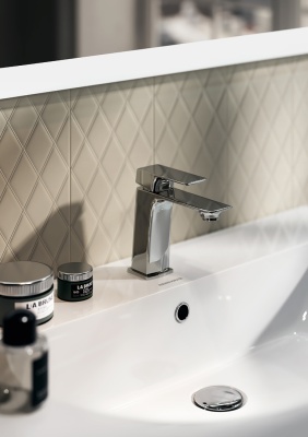 Смеситель FIORETTO для раковины без донного клапана, хром